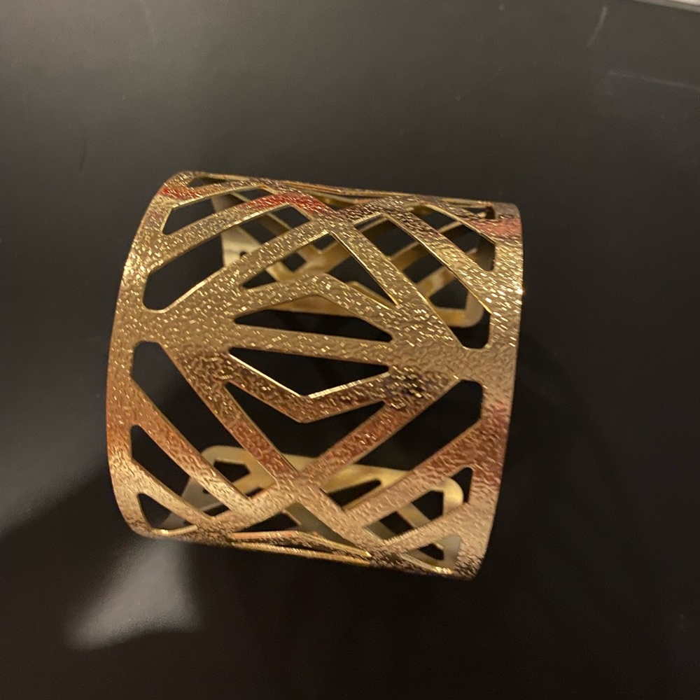 Fashion jewelry